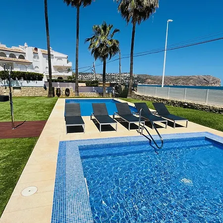 Ocean View I *
