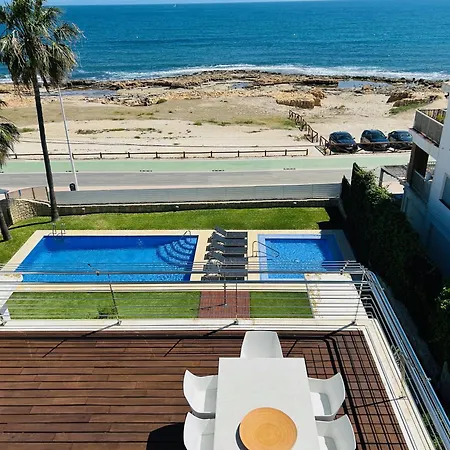 Ocean View I *