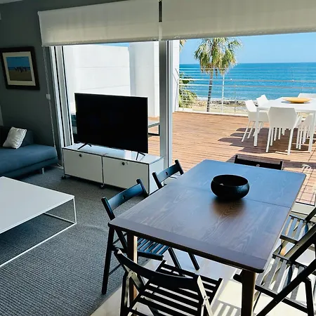Ocean View I *
